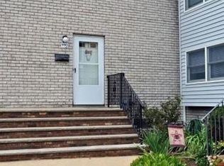 990 Robin Rd #990, Hillsborough, NJ 08844