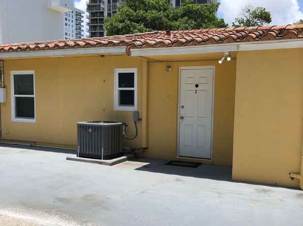 3048 N Ocean Blvd #E