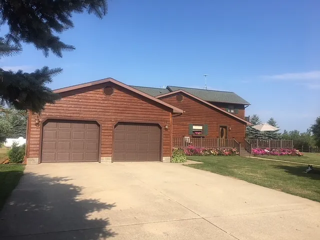 3945 E Colony Rd photo 1