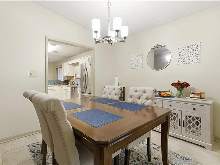 2025 Kristian Way — Photo 10