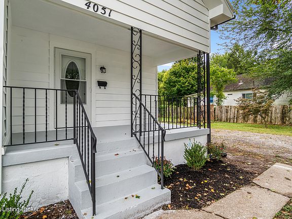 3rd image of 4051 Crawford Ave