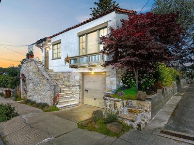 925 Cass St, Monterey, CA, 93940
