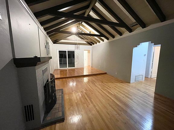 2nd image of 1617 SE 2nd Ct