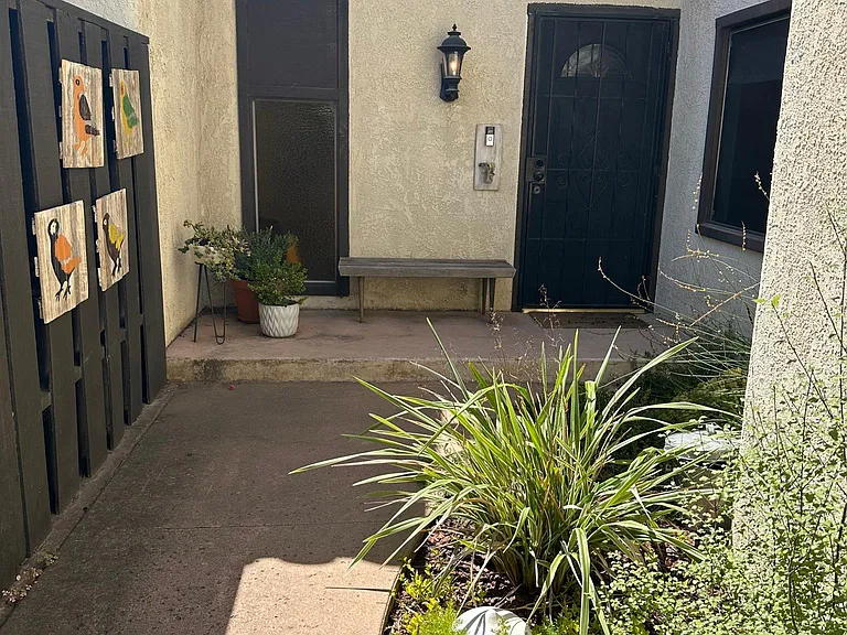 4587 Foxenwood Ln — Photo 19