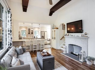 176 Hickory Grove Dr E, Larchmont, NY 10538