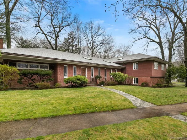 45 Kohary Drive, New Haven, CT 06515