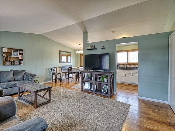 2nd image of 13791 Heatherwood Dr