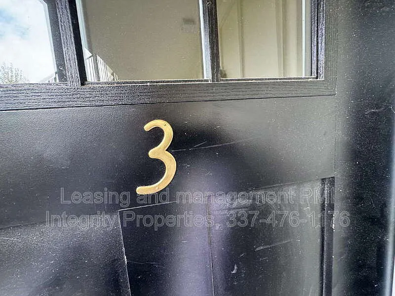105 Meaux Blvd — Photo 3