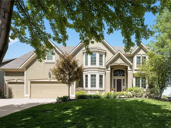 5600 W 146th St, Overland Park, KS 66223