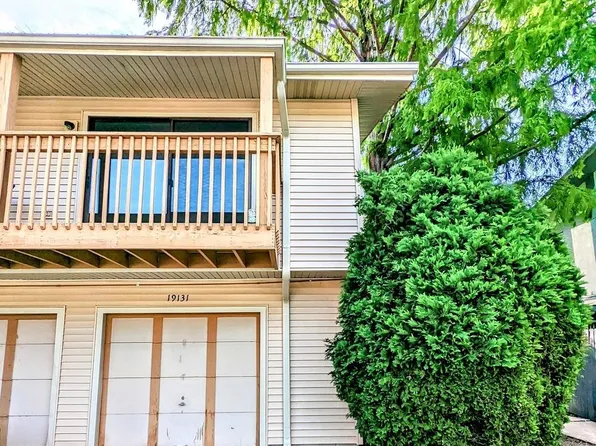 19131 Pine Dr Unit 114, Country Club Hills, IL 60478