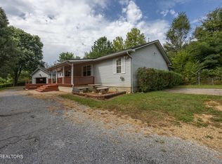 273 John J Duncan Pkwy, Athens, TN 37303