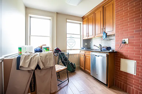 Rented by null | media 19