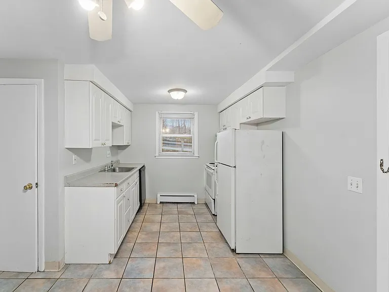 Hillside Terrace Apartments — Photo 74