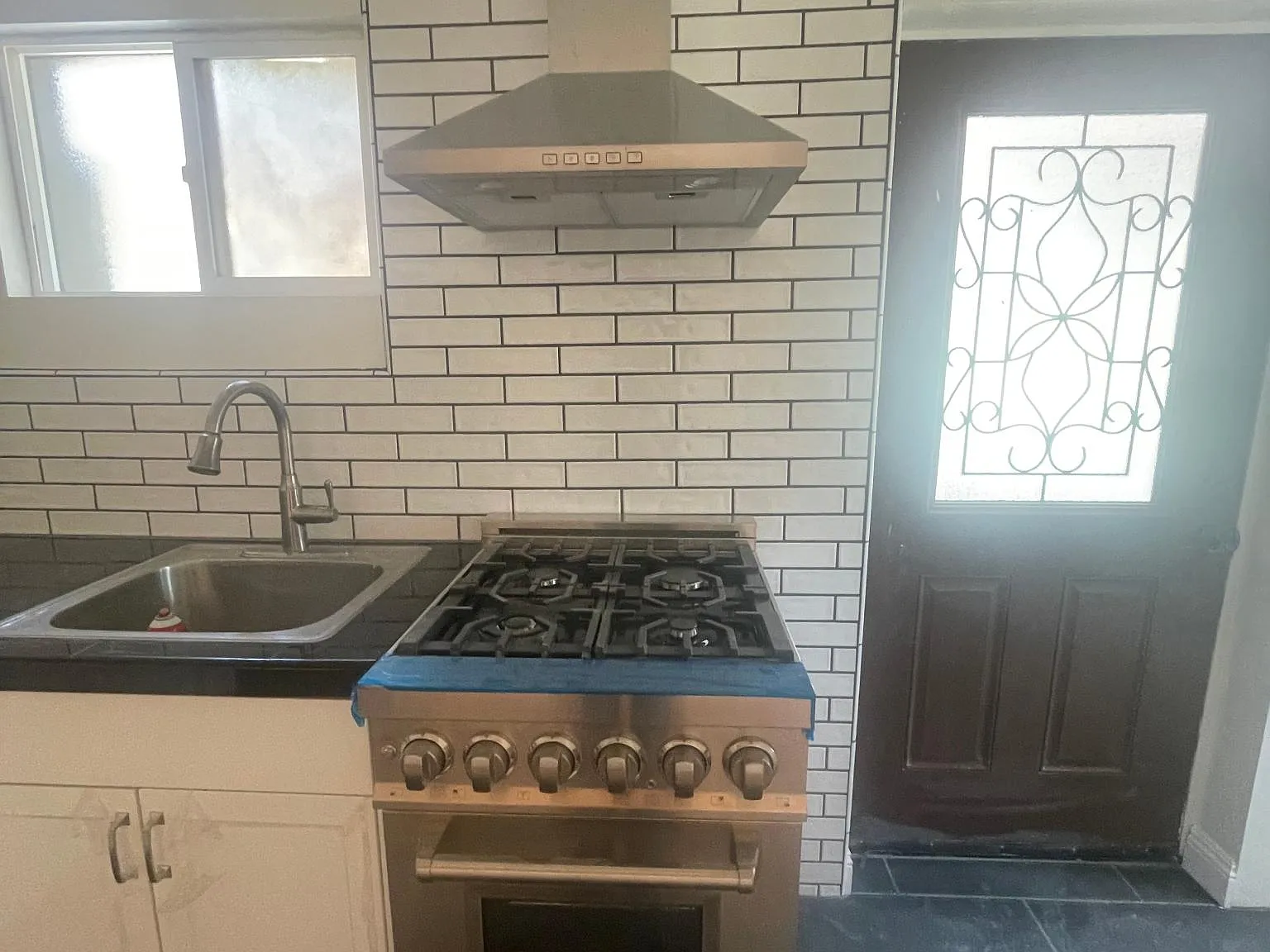 1 bed, 500 sqft, $2,395 — Photo 2