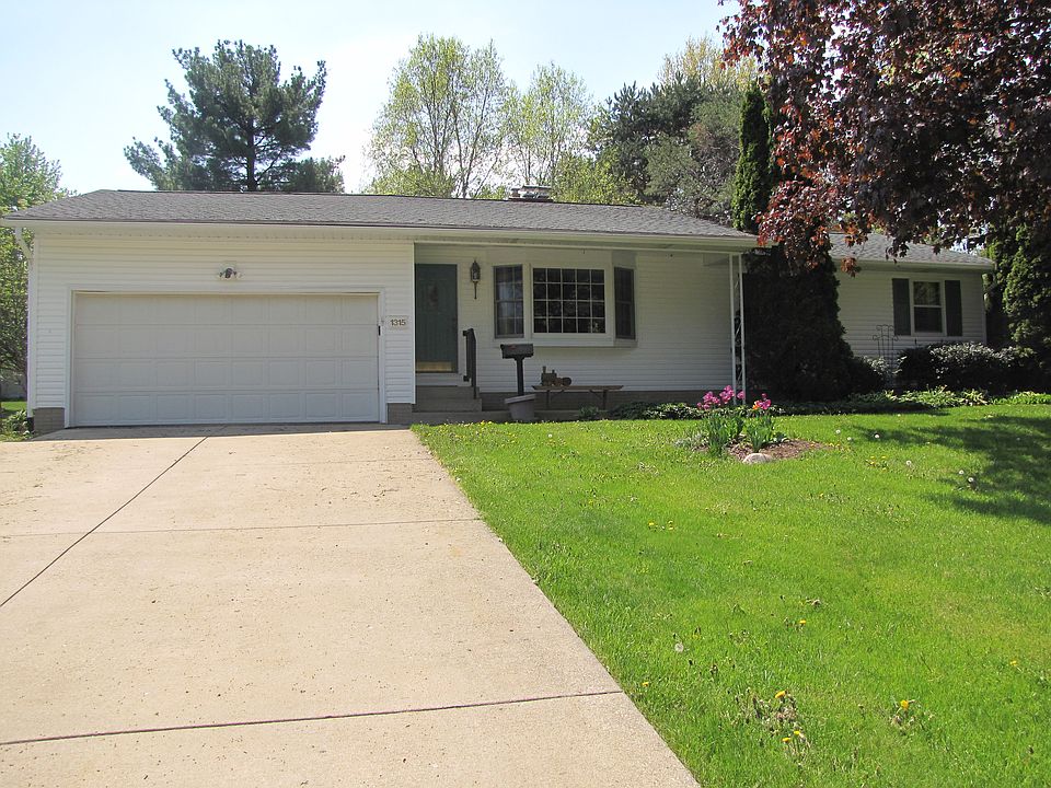 1st image of 1315 Meadow Lane