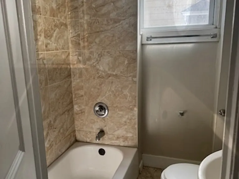 182 Santee St #1 — Photo 5
