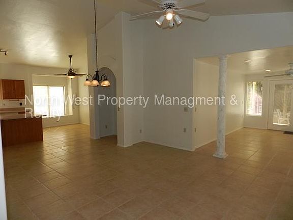 4th image of 7931 N Panamint Dr