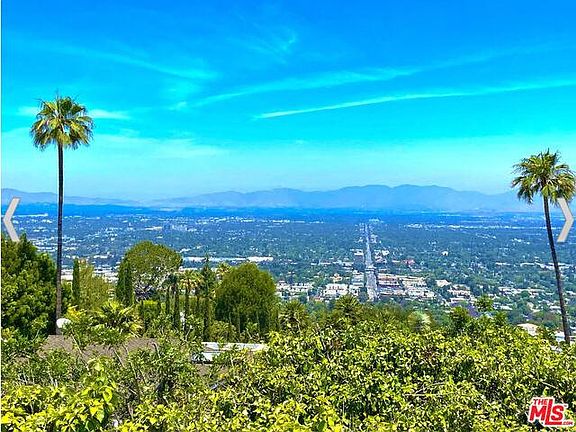 180 Degrees Panorama Views