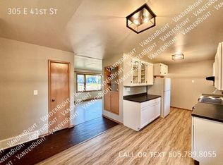 305 E 41st St, Sioux Falls, SD 57105