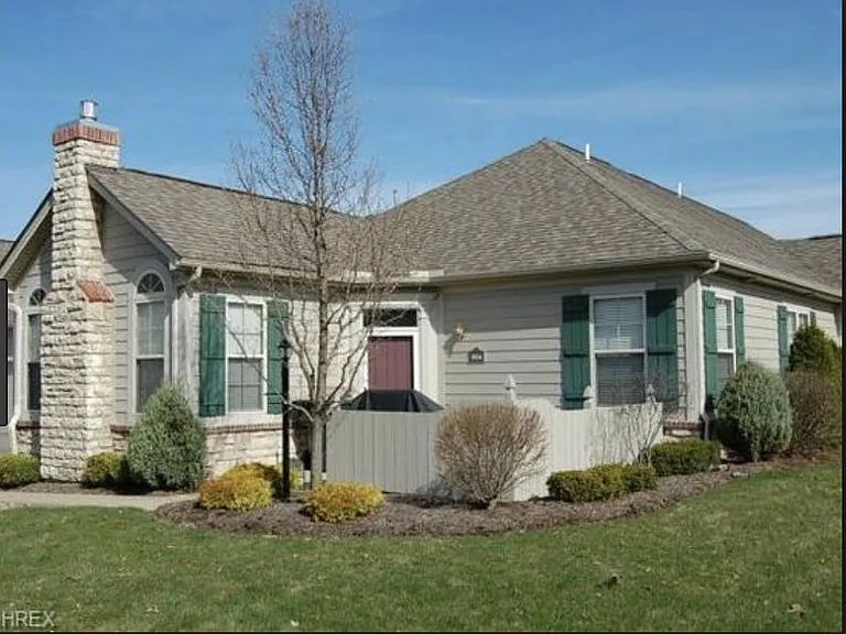 9151 Springfield Rd — Photo 2