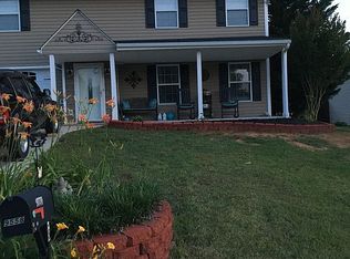 9558 Robinson Farm Rd, Ooltewah, TN 37363