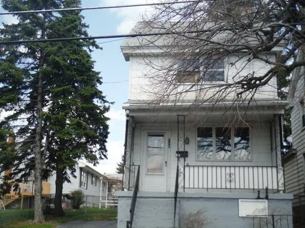 735 Winters Ave, Hazleton, PA 18202