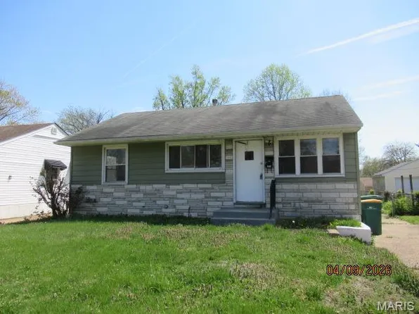 224 Tay Rd, Saint Louis, MO 63137