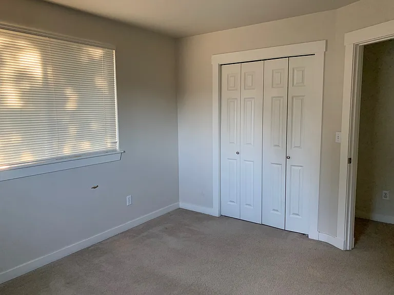 2018 NE 25th Pl — Photo 36
