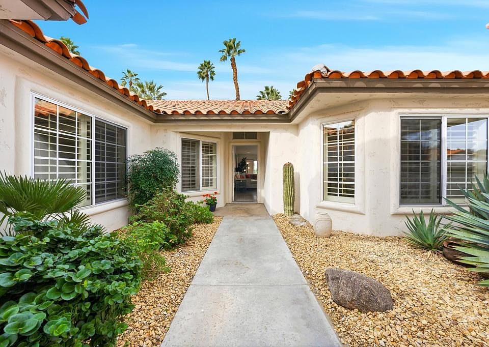 1st image of 157 Desert Falls Dr E
