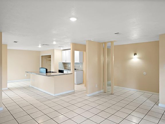 3rd image of 17423 Glenpatti Dr
