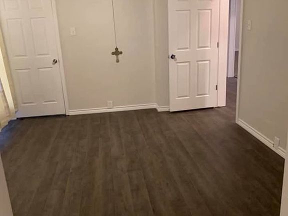 3rd image of 220 Boston Ave
