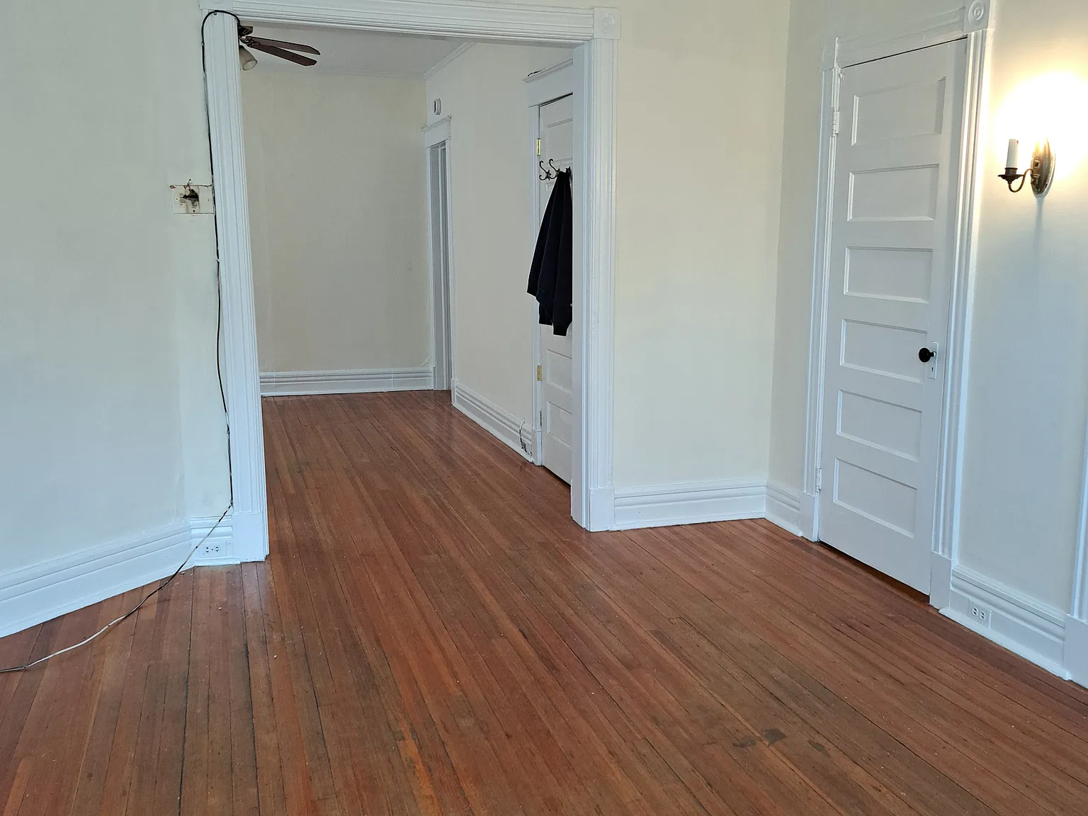 1 bed, 650 sqft, $1,200 — Photo 2