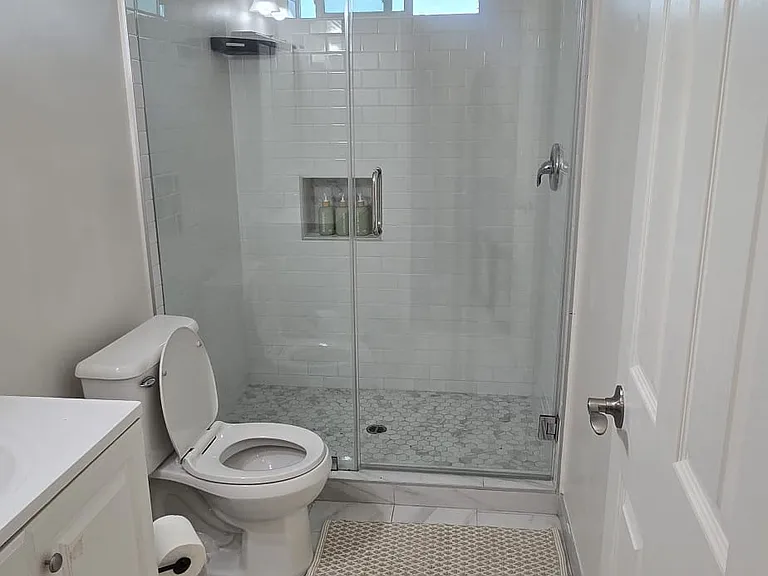 17733 Gault St — Photo 2