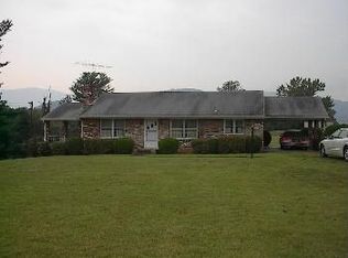 1242 Wert Faulkner Hwy, Natural Bridge Station, VA 24579