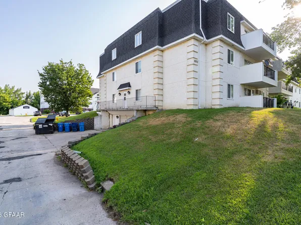 815 Duke Dr APT 409, Grand Forks, ND 58201