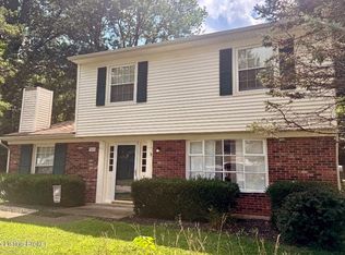 9506 Meadowgate Ct, Louisville, KY 40223