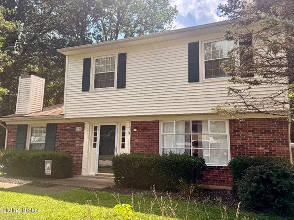 9506 Meadowgate Ct, Louisville, KY 40223