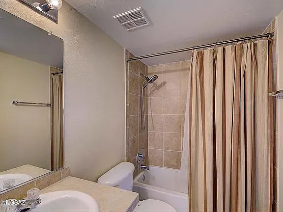 1810 E Blacklidge Dr #514 — Photo 1