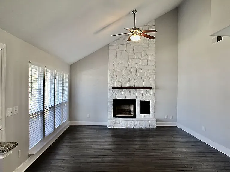 6830 Candyroot Ct — Photo 2