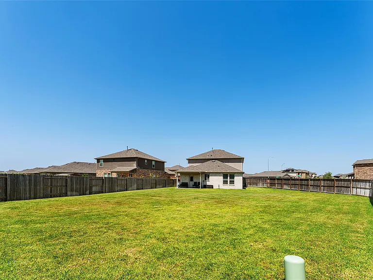 21103 Sherrell Bay Dr — Photo 30
