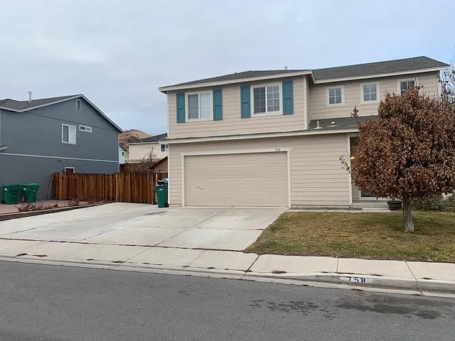 758 Palmwood Dr photo 1
