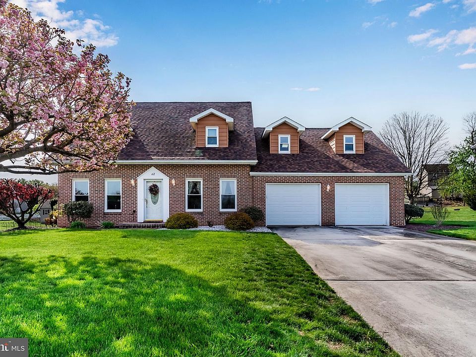 1st image of 112 Dogwood Dr