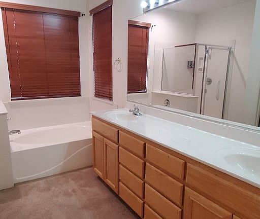 2nd image of 936 Sunnyside Ln
