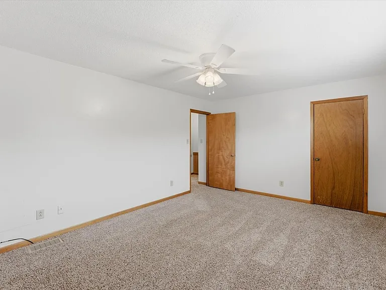3613 Wrights Ferry Rd — Photo 13