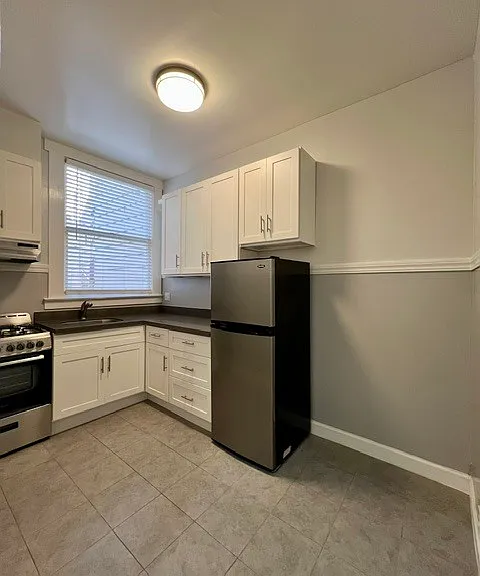 955 Pine St #22 — Photo 6