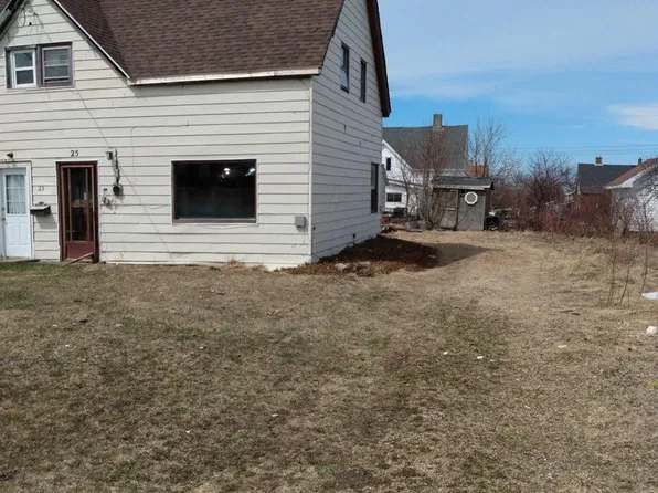 25 4th St, Glace Bay, NS B1A 4H5