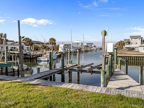 3rd image of 215 E Ft Macon Road