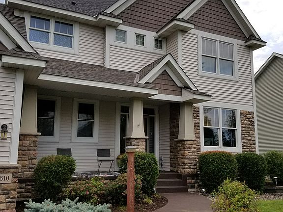 4th image of 10610 Noble Ave N