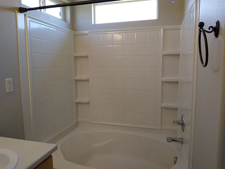 340 Andrew Dr — Photo 35