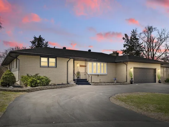 33225 80th STREET, Burlington, WI 53105